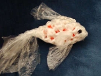 instructables Plastic Yarn Fish